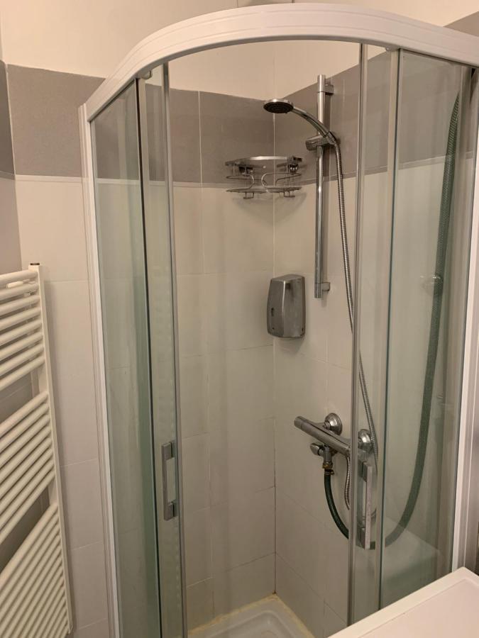 Schöne Ferienwohnung App. 36 mit Privatstrand Gambarogno Exterior foto